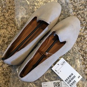 *NWT* H&M gray round toed flats